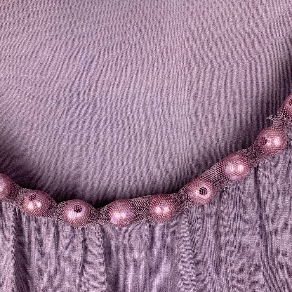Beaded Crew Neck Viscose Tops a penny w a bundle - Picture 3 of 4